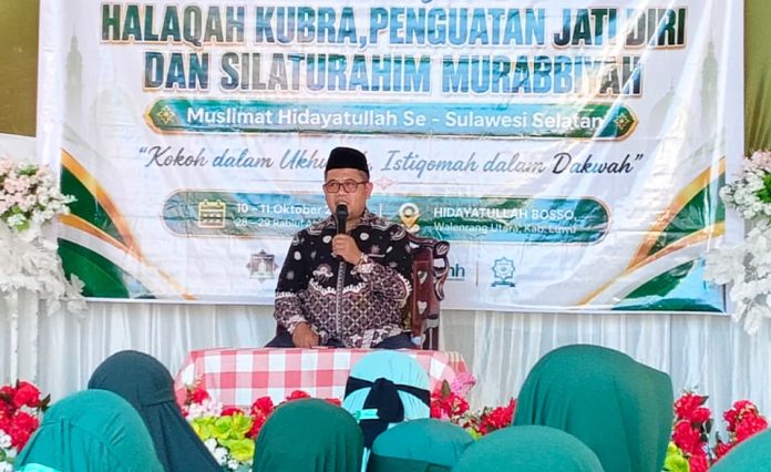 Dr. Muhammad Saleh membuka kegiatan Lailatul Ijtima Mushida Sulsel di Luwu